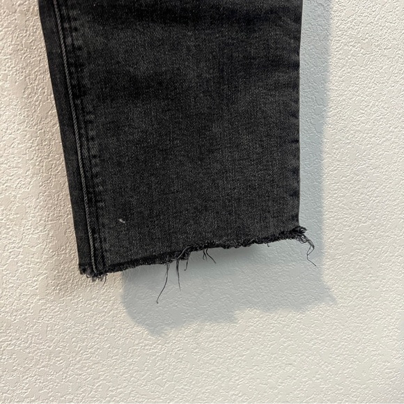 Aritzia Denim Forum The Arlo High Rise Straight Jean‎ Cutoff Hem Washed Black - Picture 5 of 15